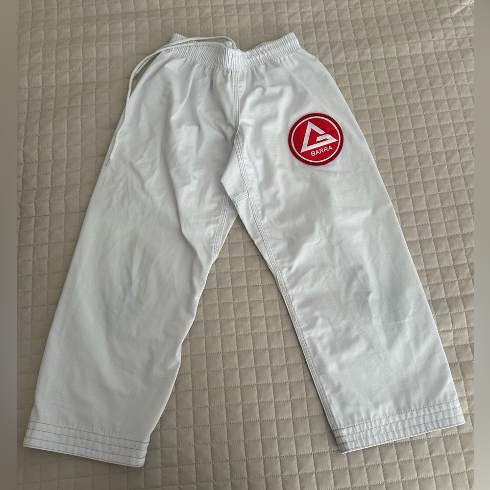 Gracie Barra White Jiu-Jitsu Gi Y3 - Picture 3 of 4
